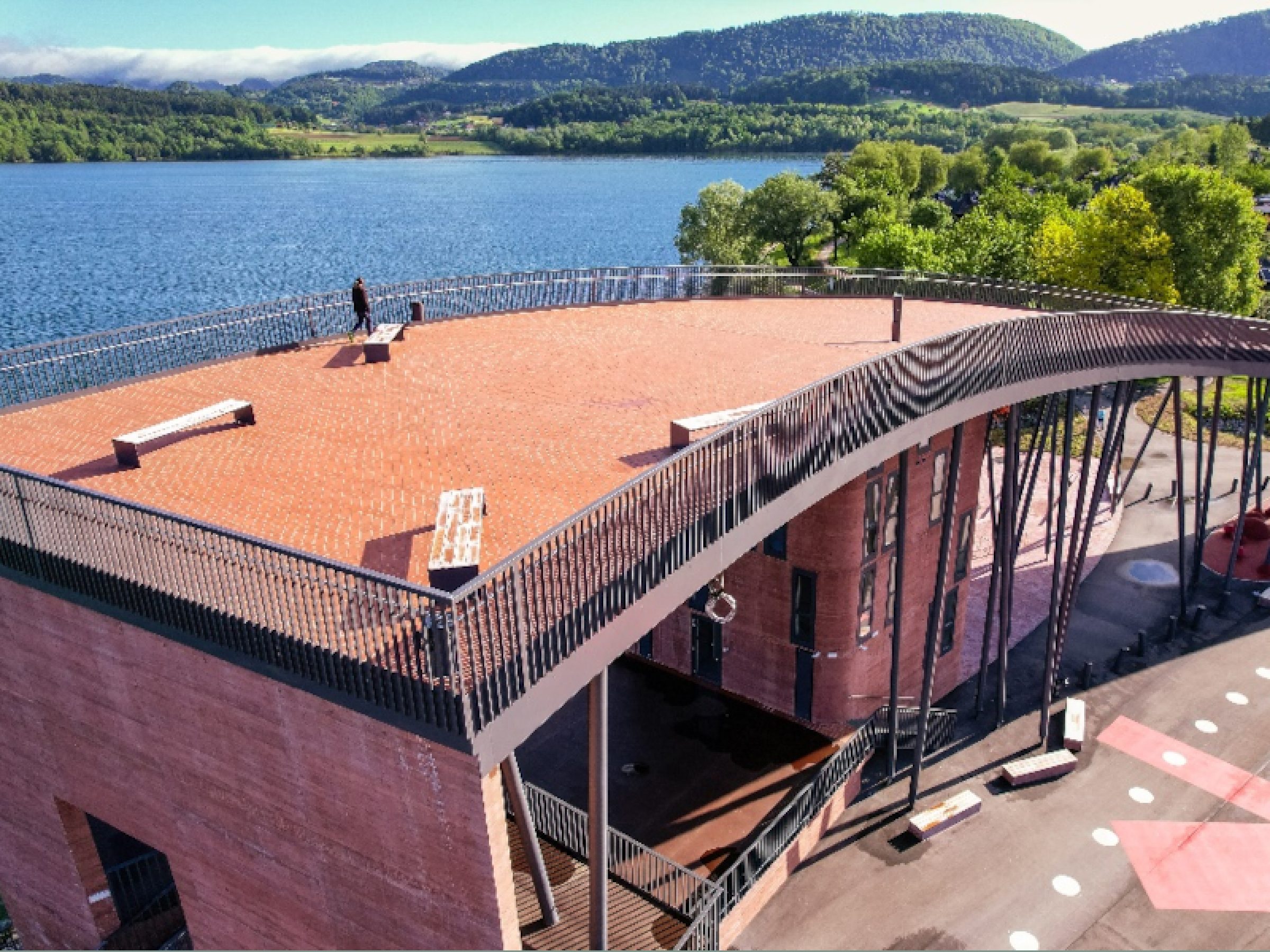 Vista Viewing Platform